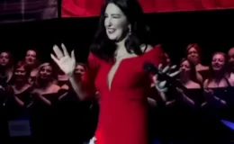 Nükhet Duru Adana’da Büyüleyici Bir Konser Verdi