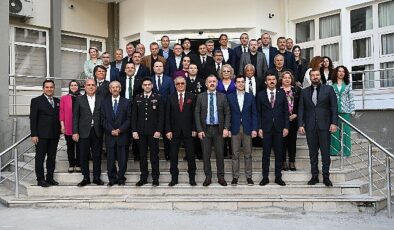 Kemer’de bayramlaşma programı düzenlendi
