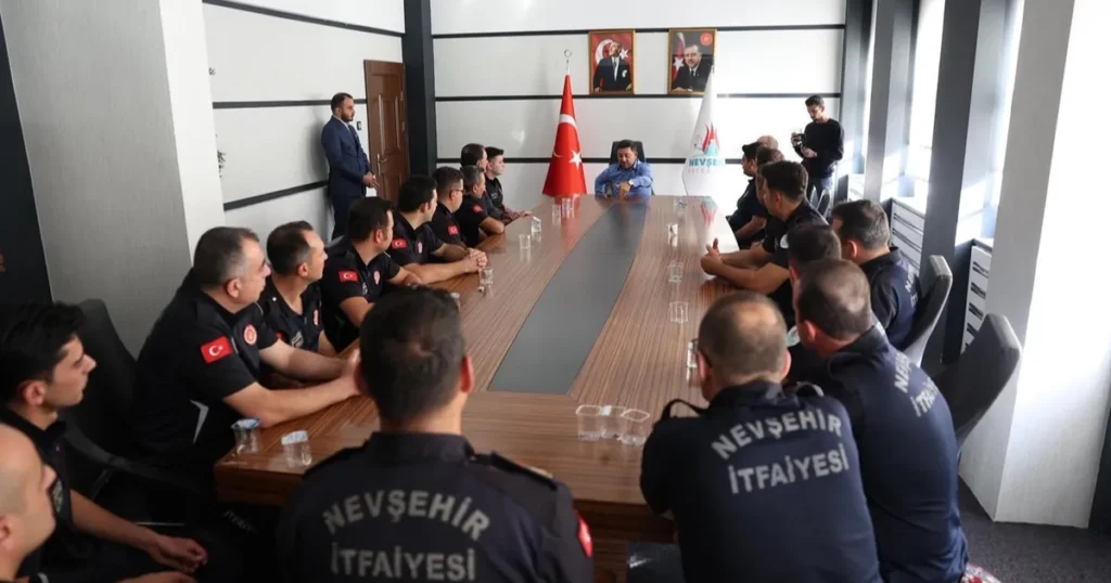 Nevşehir itfaiyesinden Başkan Arı’ya ziyaret