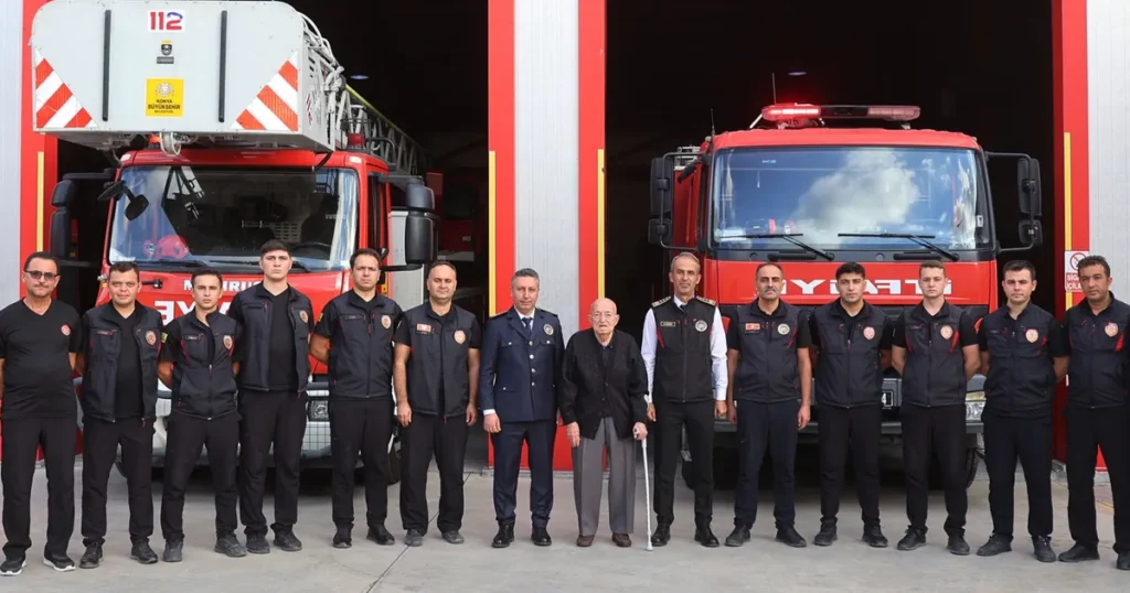 92 yaşındaki eski İtfaiye Müdürü Konya’ya vefa ziyaretinde bulundu