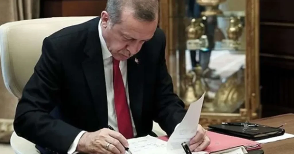 2 ilin Milli Eğitim Müdürü görevden alındı