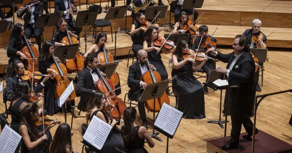 İzmir’de unutulmayacak ‘klasik’ gece