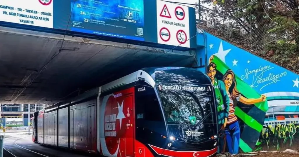 Kartepe demir ağlarla örülüyor… Kartepe tramvayı için ilk kepçe vuruldu