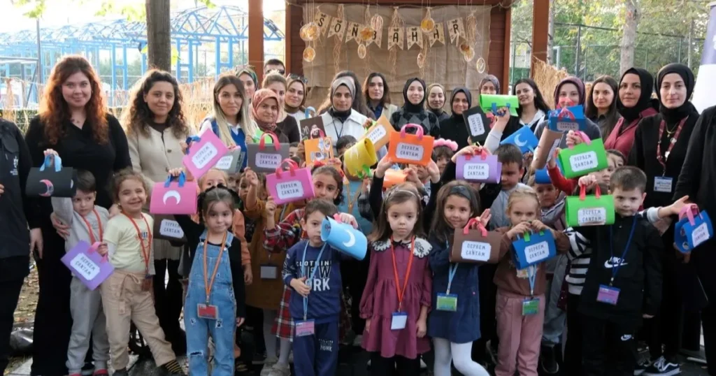 Kocaeli’de çocuklar deprem gerçeğini oyunlarla öğrendi