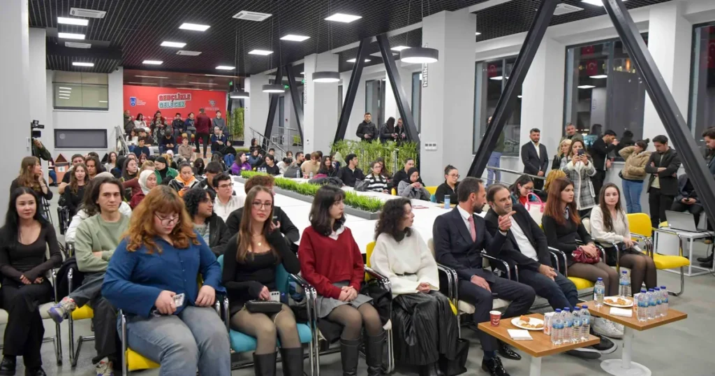 7 Gün Boyunca 7 Farklı Dil Eğitimi Öğrencilerle Buluşacak