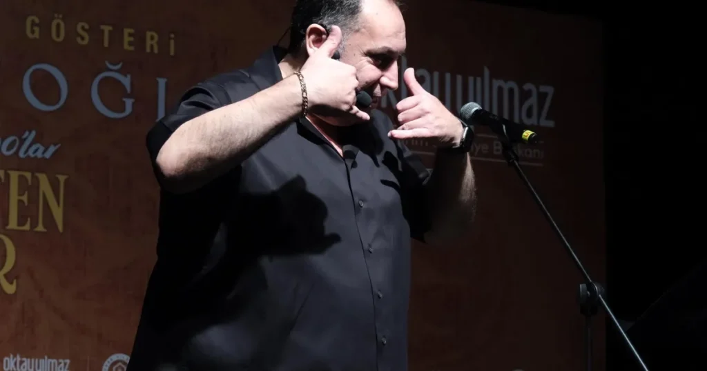 Bursa Yıldırım’da nostalji ve kahkaha dolu gece