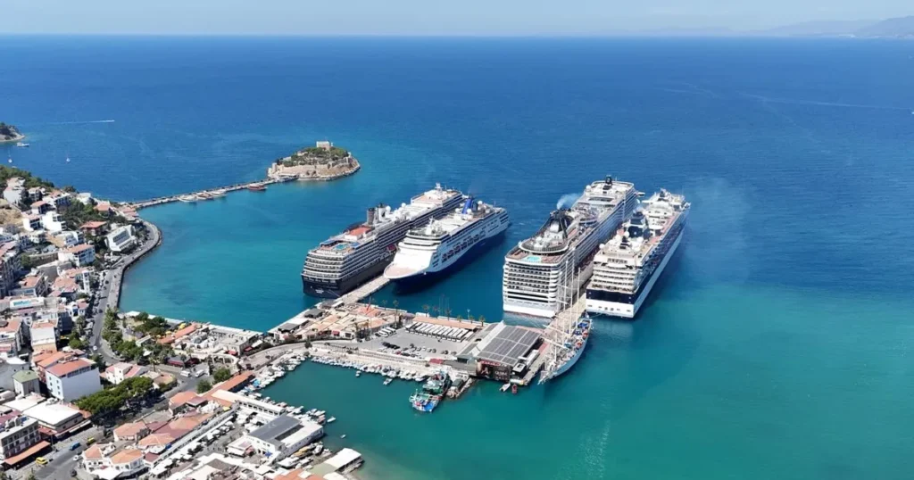 Ege Port Kuşadası 2025’i Rekor Yolcu ve Sefer Sayılarıyla Kapattı