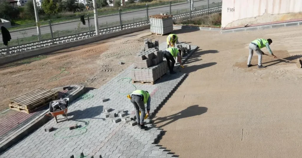 Kocaeli Gebze’de üstyapı çalışmaları hız kesmiyor