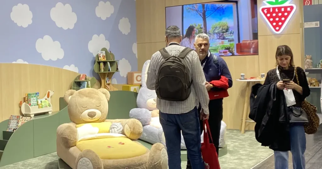 Çilek, Dünyanın Önde Gelen Oyuncak Fuarı Spielwarenmesse’de