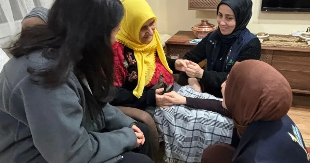 Kartepe’nin Çınarlarına Sevgi Köprüsü