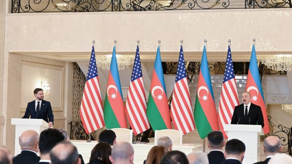 ABD ile Azerbaycan arasında 7 anlaşma imzalandı