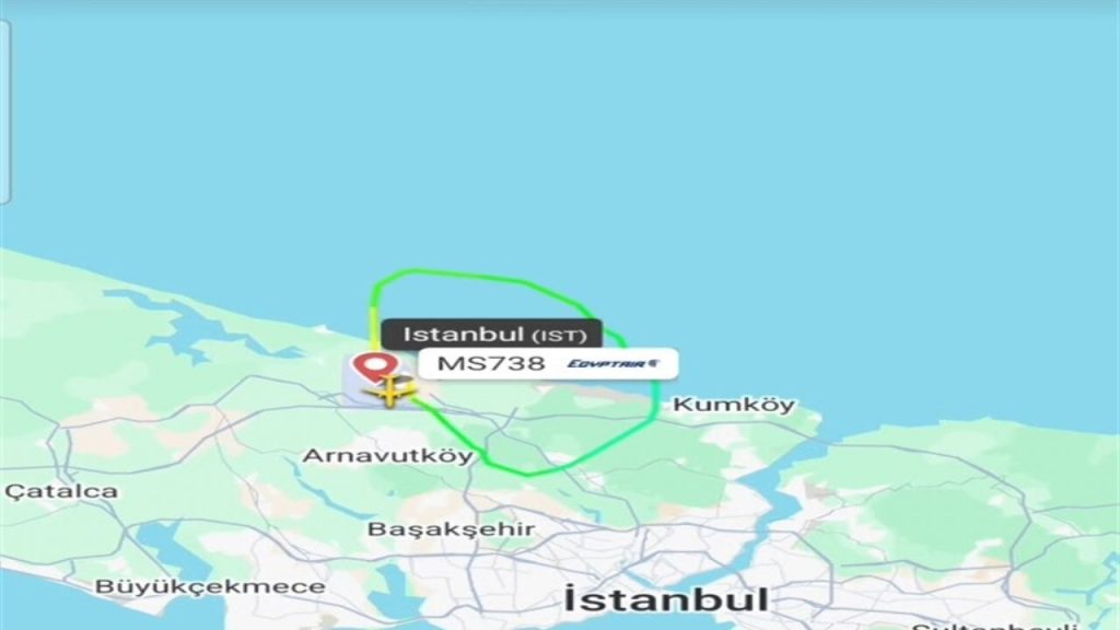 Duman ikazı alan pilot İstanbul Havalimanı’na acil iniş yaptı