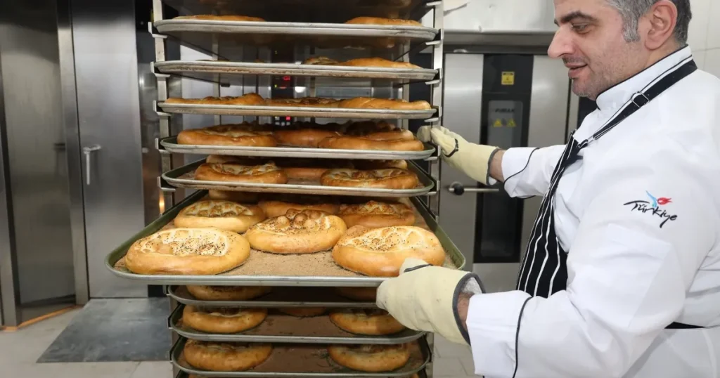 Halk Ekmek’te Ramazan Pidesi 20 TL