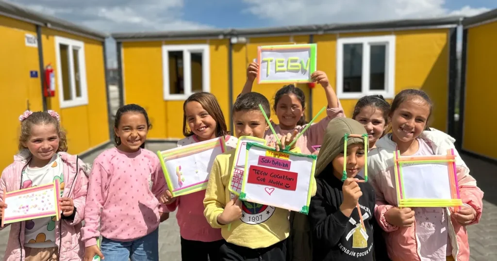 TEGV, Deprem Bölgesinde İlk Günden Beri Çocukların Yanında