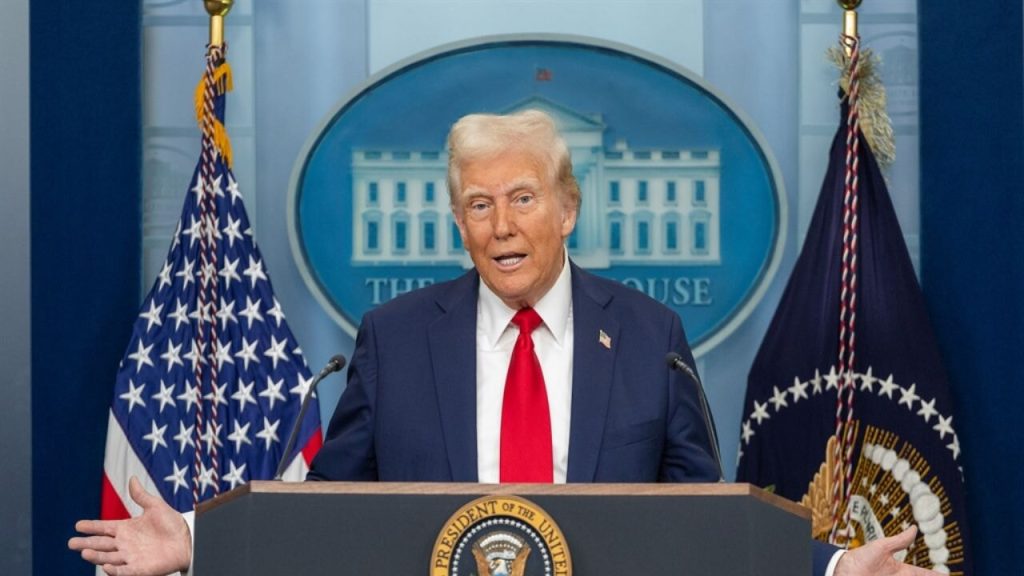 Trump’tan İran ile ilgili ‘ikinci aşama’ uyarısı