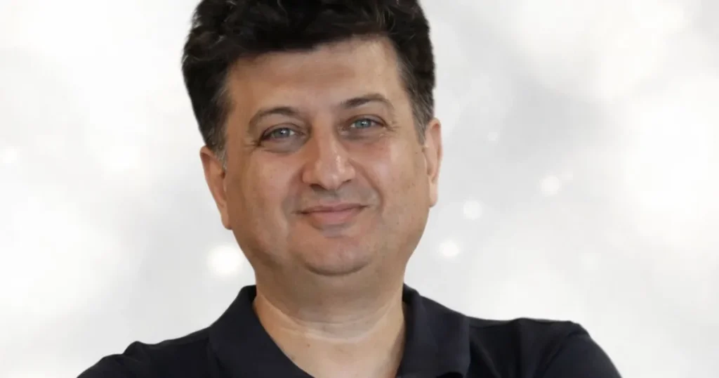 Yapay Zekâ Meslekleri Yok Etmiyor, Yeniden Şekillendiriyor