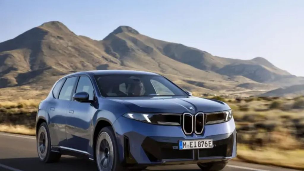 Yeni BMW iX3 Türkiye’de ön talebe açıldı