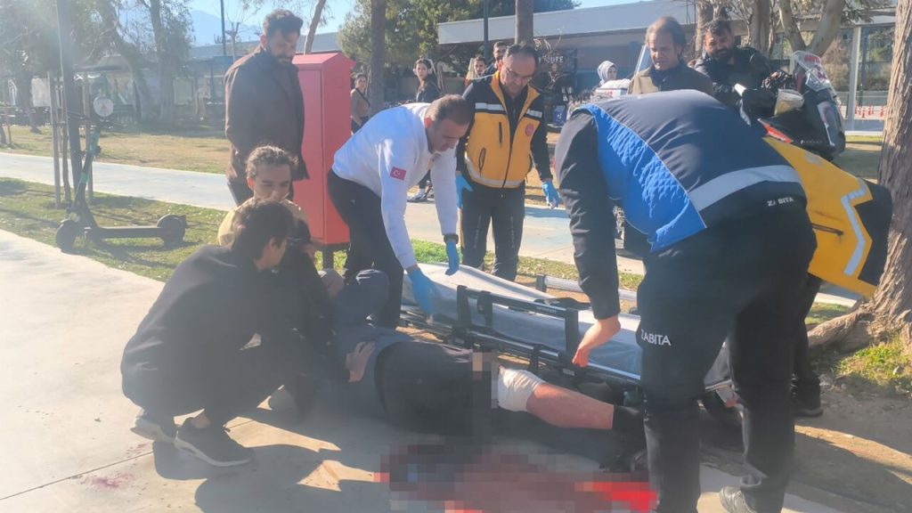 2 çocuk, ‘Neden selam almıyorsun’ diyerek bıçakladı!