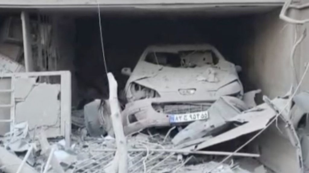 ABD-İsrail saldırısı sonrası İran’dan yıkım görüntüleri