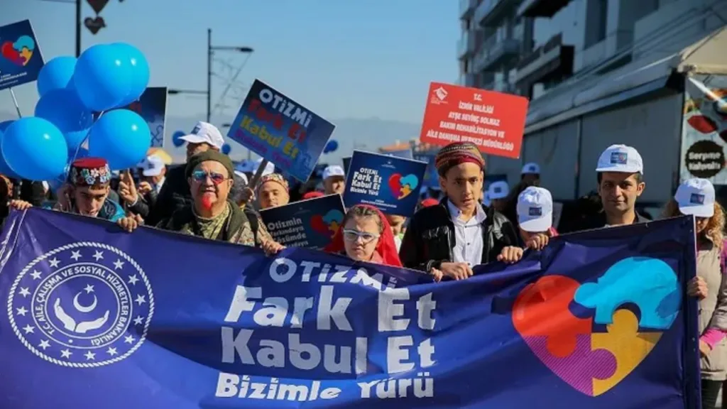 Aile ve Sosyal Hizmetler Bakanlığından, ‘Dünya Otizm Farkındalık Günü’yle ilgili ay boyu etkinlik