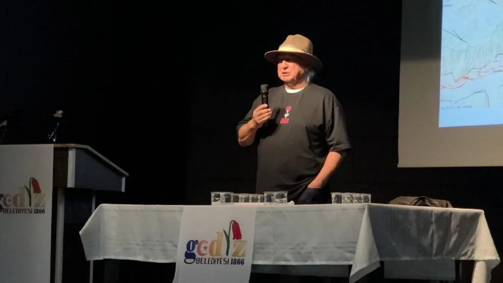 Deprem uzmanı Şener Üşümezsoy’dan kritik uyarı! Hangi bölgeyi işaret etti?