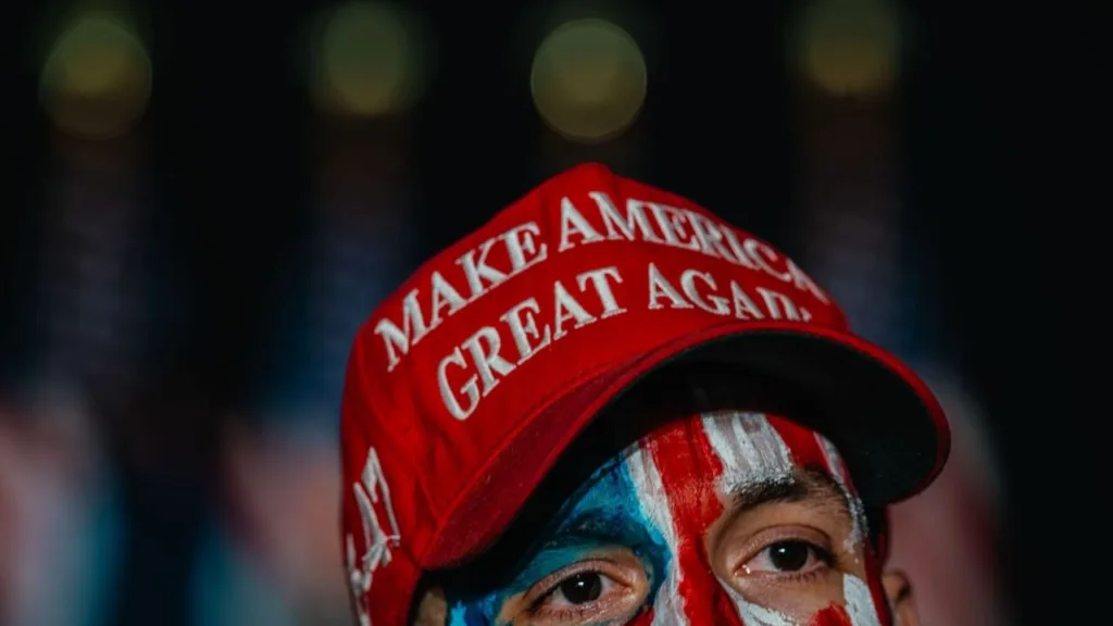 İran’a yapılan saldırılar MAGA’yı yıktı mı?