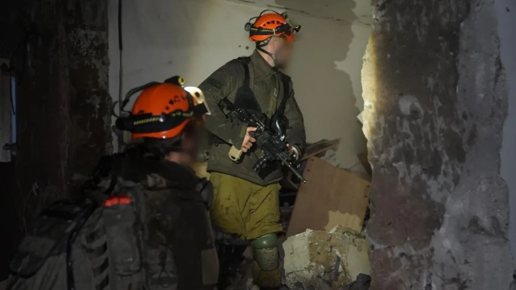 İsrail: Füzeyi engelleyemedik… İran’dan ‘Dimona’ açıklaması