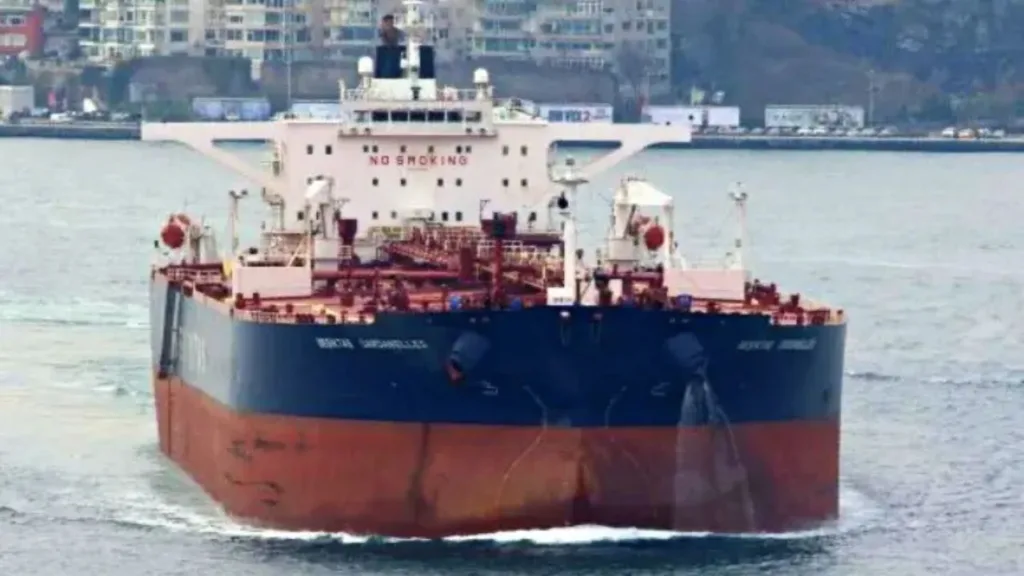 İstanbul açıklarında petrol yüklü gemiye İDA saldırısı! Türkiye’den açıklama