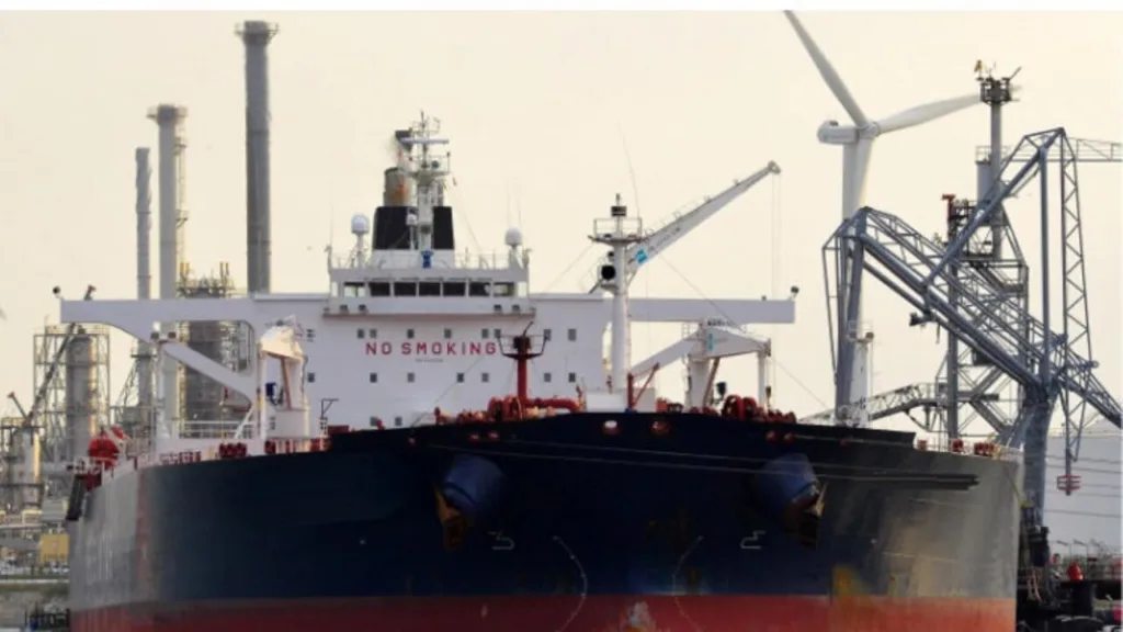 Karadeniz’de iki savaş gemisi görev yapacak