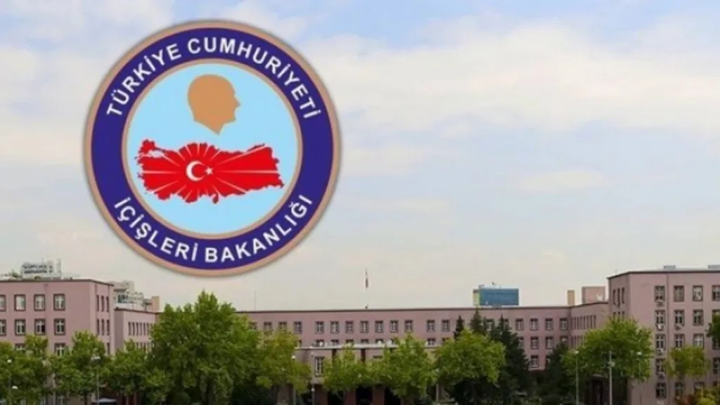 Kırmızı bültenle aranan suçlular Türkiye’ye getirildi