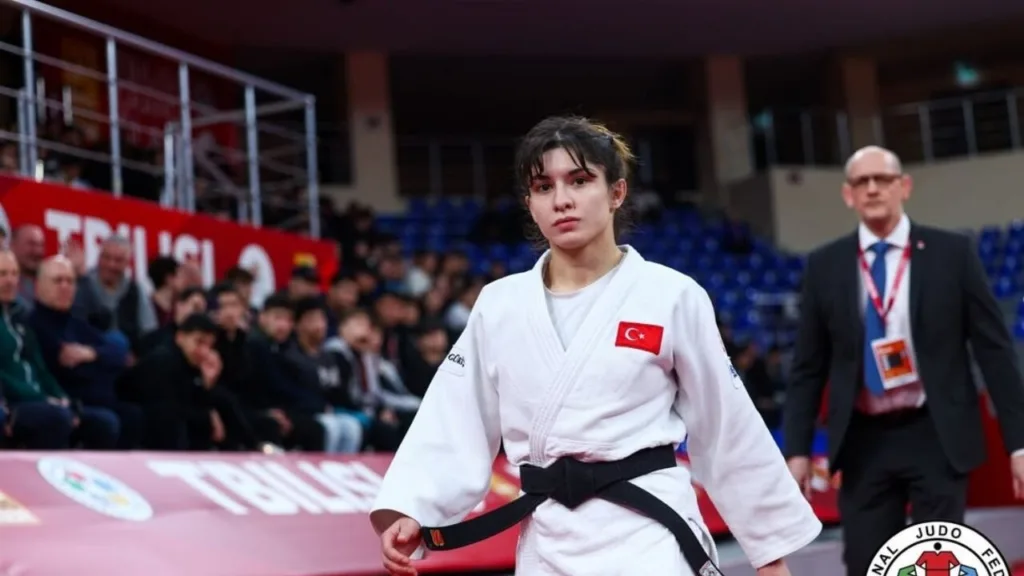 Milli judocu Tuğçe Beder altın madalya kazandı