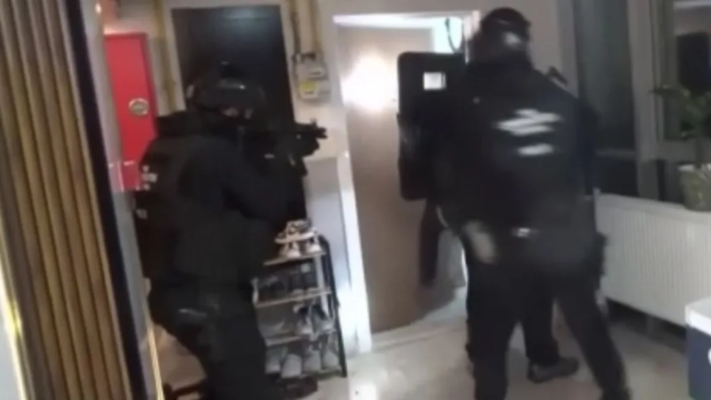 MİT ve emniyetten ‘PKK’ operasyonu: 26 gözaltı