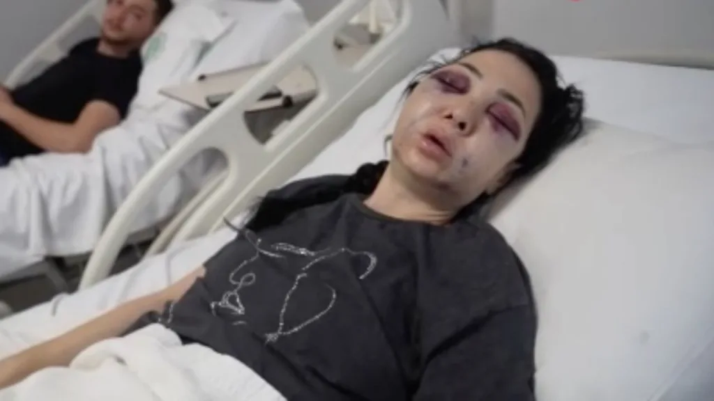 Oğlunun gözü önünde anneyi öldüresiye dövdüler