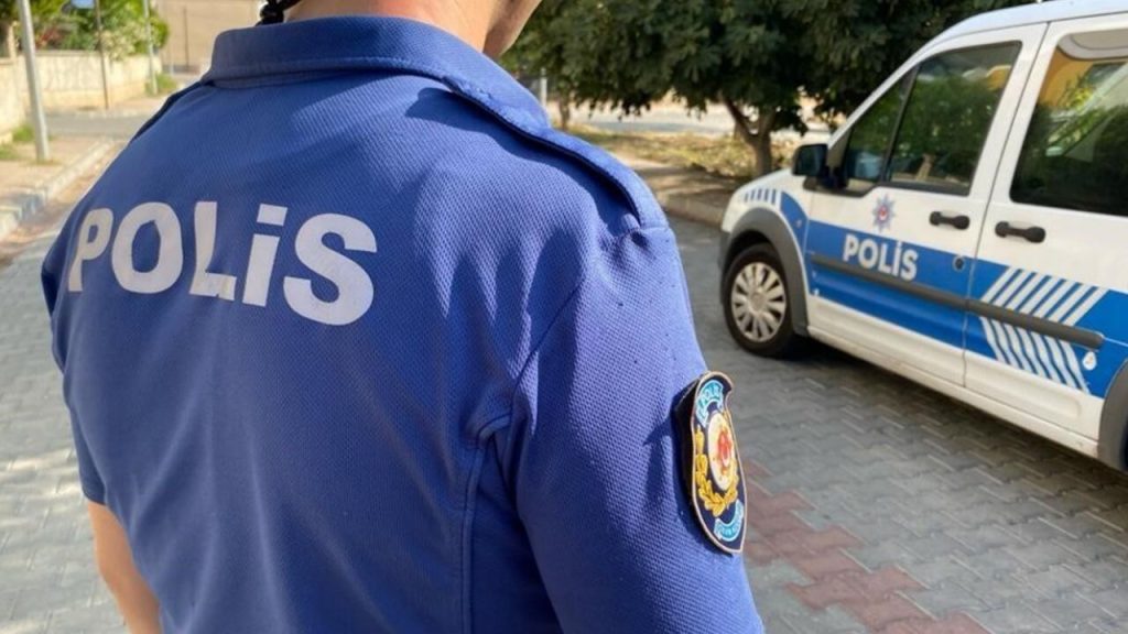 Polis memuruna uyuşturucudan 2 yıl hapis