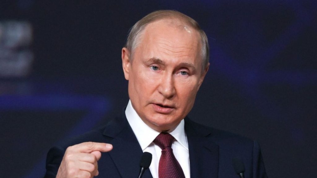 Putin: ‘Hamaney, seçkin bir devlet adamı olarak hatırlanacak’