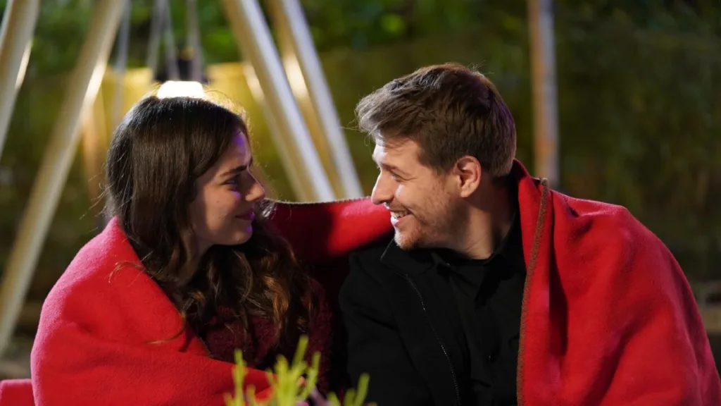 ‘TAŞACAK BU DENİZ’: Eleni’nin Şüphesi…