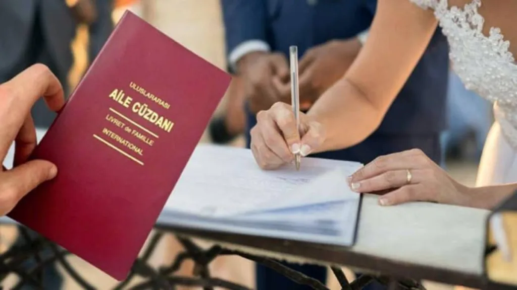 Timetürk yazarı Ayşegül Sert kaleme aldı: ‘Evlilik mi, evcilik mi?’