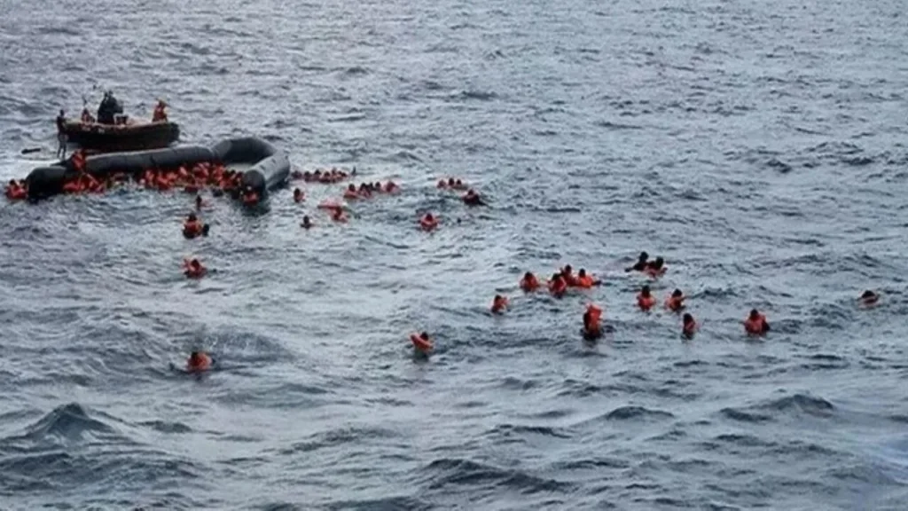 Yunanistan, ölen göçmenlerin cesetlerini denize attı