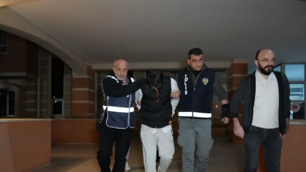 ‘8 gün boyunca eşimin cesediyle uyumuşum’