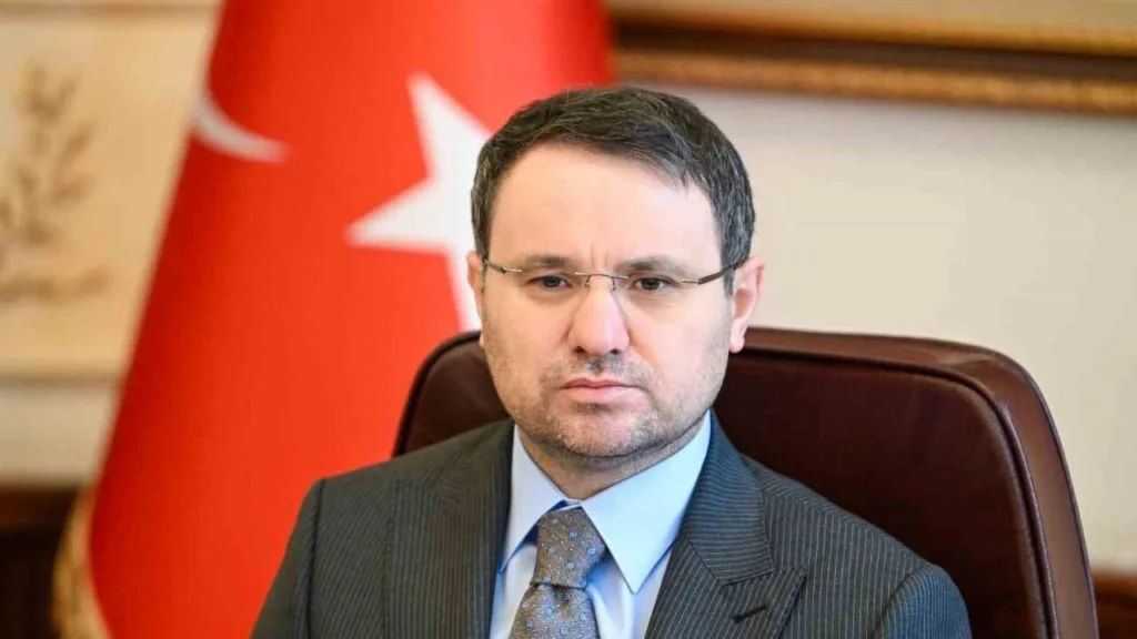 Bakan Gürlek: ‘119 ülkede 2 bin 707 FETÖ’cünün peşindeyiz’