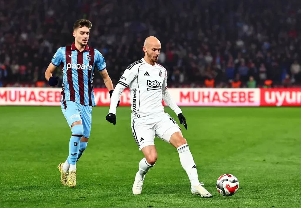 Beşiktaş-Trabzonspor derbi tarihi belli oldu! TFF’den 33. hafta kararı