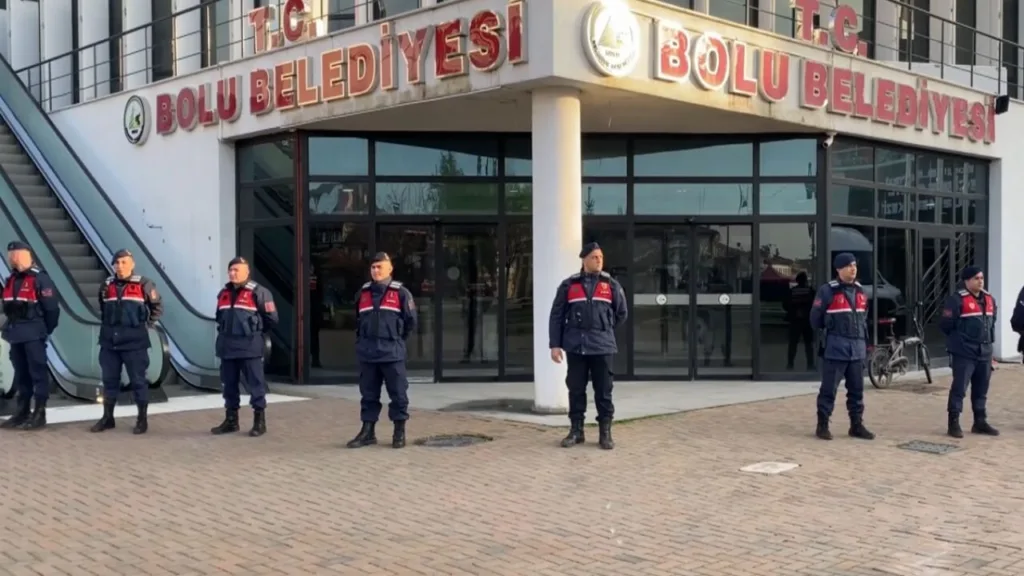 Bolu Belediyesi’ne operasyon
