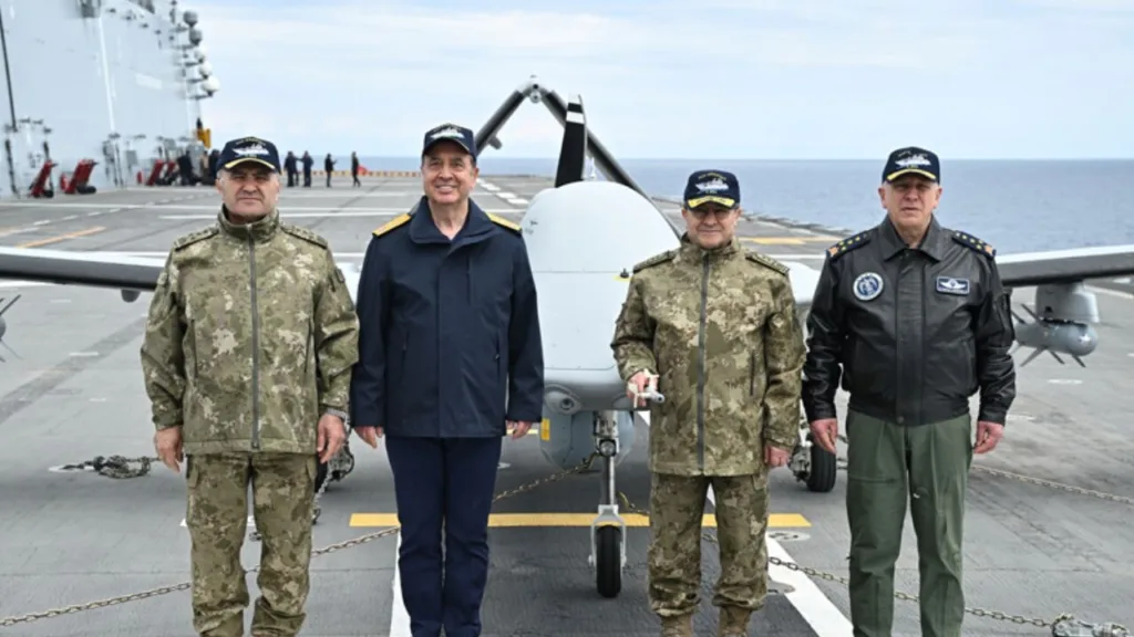 Genelkurmay Başkanı Bayraktaroğlu ve Deniz Kuvvetleri Komutanı Tatlıoğlu’dan açıklamalar