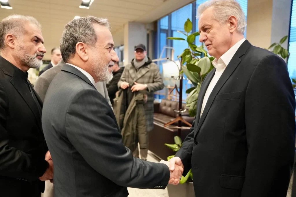 İran diplomatik ziyaretlerine devam ediyor! Arakçi Rusya’da