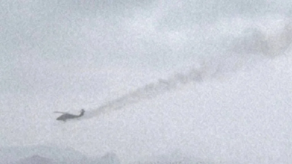 İran’da ABD’ye ait 2 helikopter vuruldu