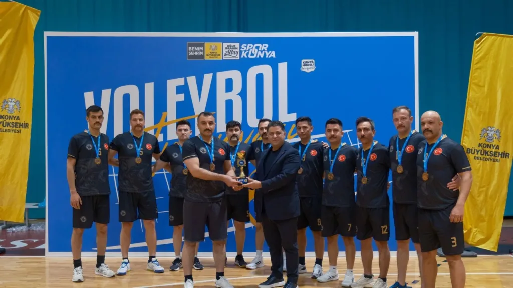 Konya Büyükşehir kurumlar arası voleybol turnuvası tamamlandı