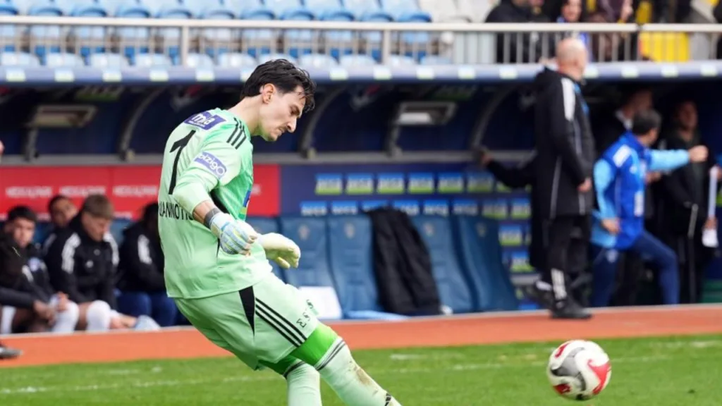 Süper Lig’de kaleden kaleye inanılmaz gol