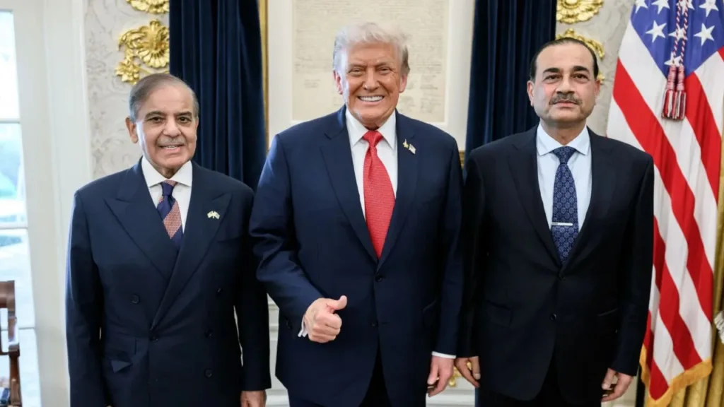 Trump: ‘Bu iki muhteşem kişiye teşekkürler’