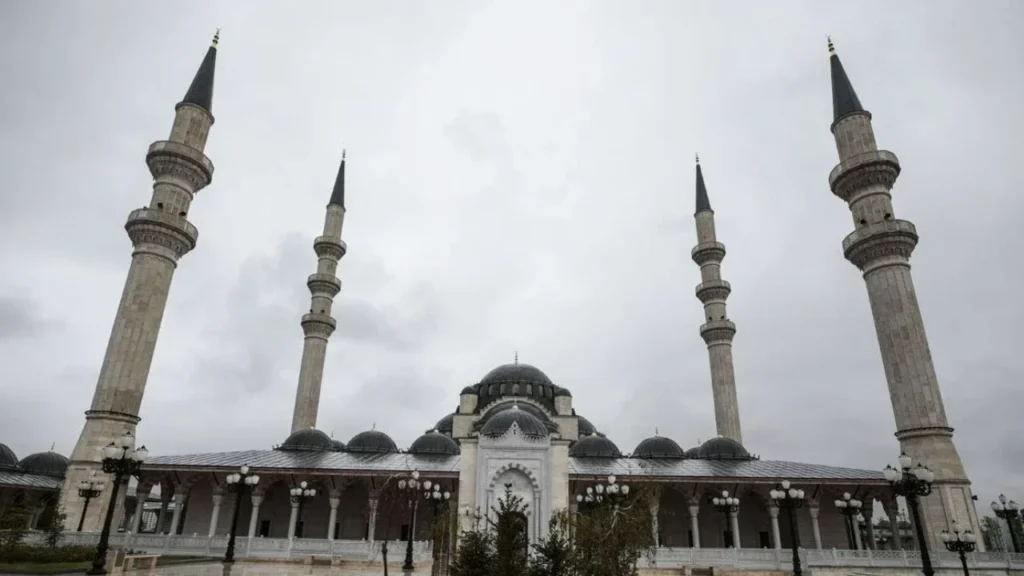 2026 Ankara Kurban Bayramı namazı saat kaçta? Namaz vakti açıklandı