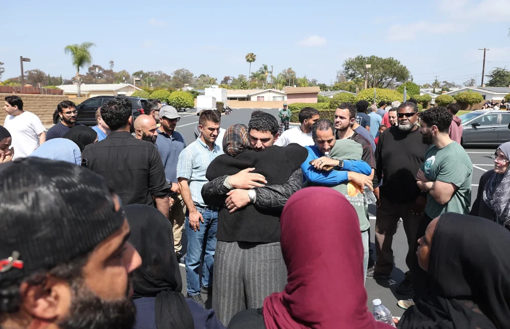 ABD’deki İslam Merkezi’ne silahlı saldırıda 3 kişi öldü